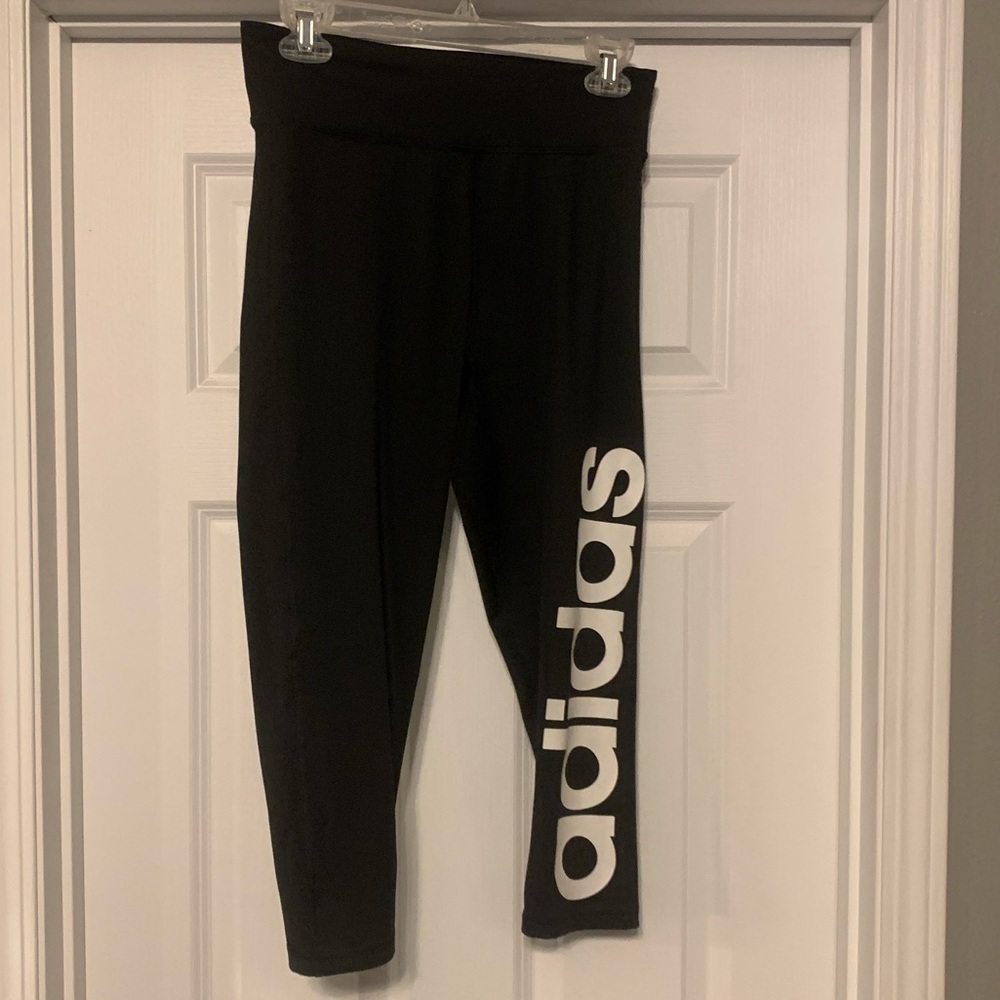 Adidas logo leggings 7/8 or Capri length